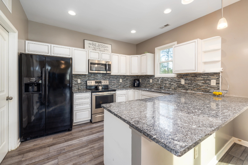 Granite countertops in a compact Surprise AZ kitchen