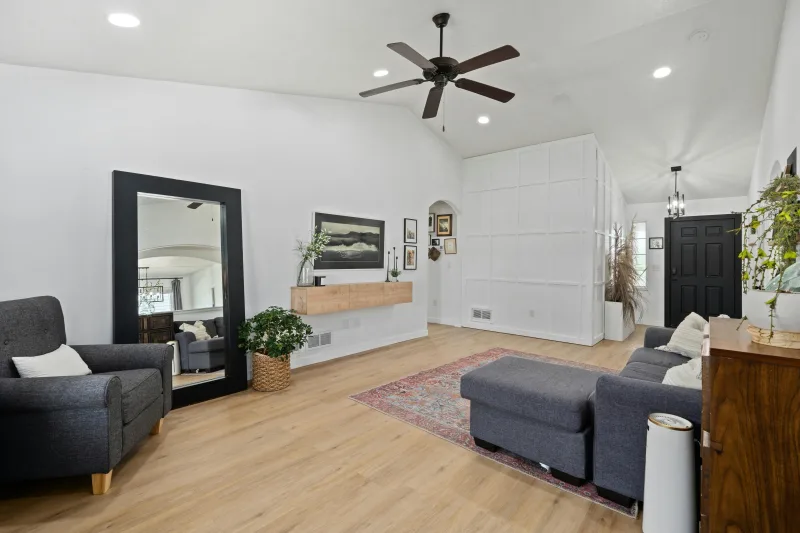 Solid Hardwood flooring in a Glendale AZ home